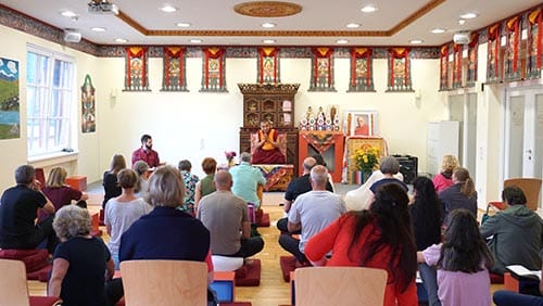 Einführung in den tibetischen Buddhismus Einführung in den tibetischen Buddhismus