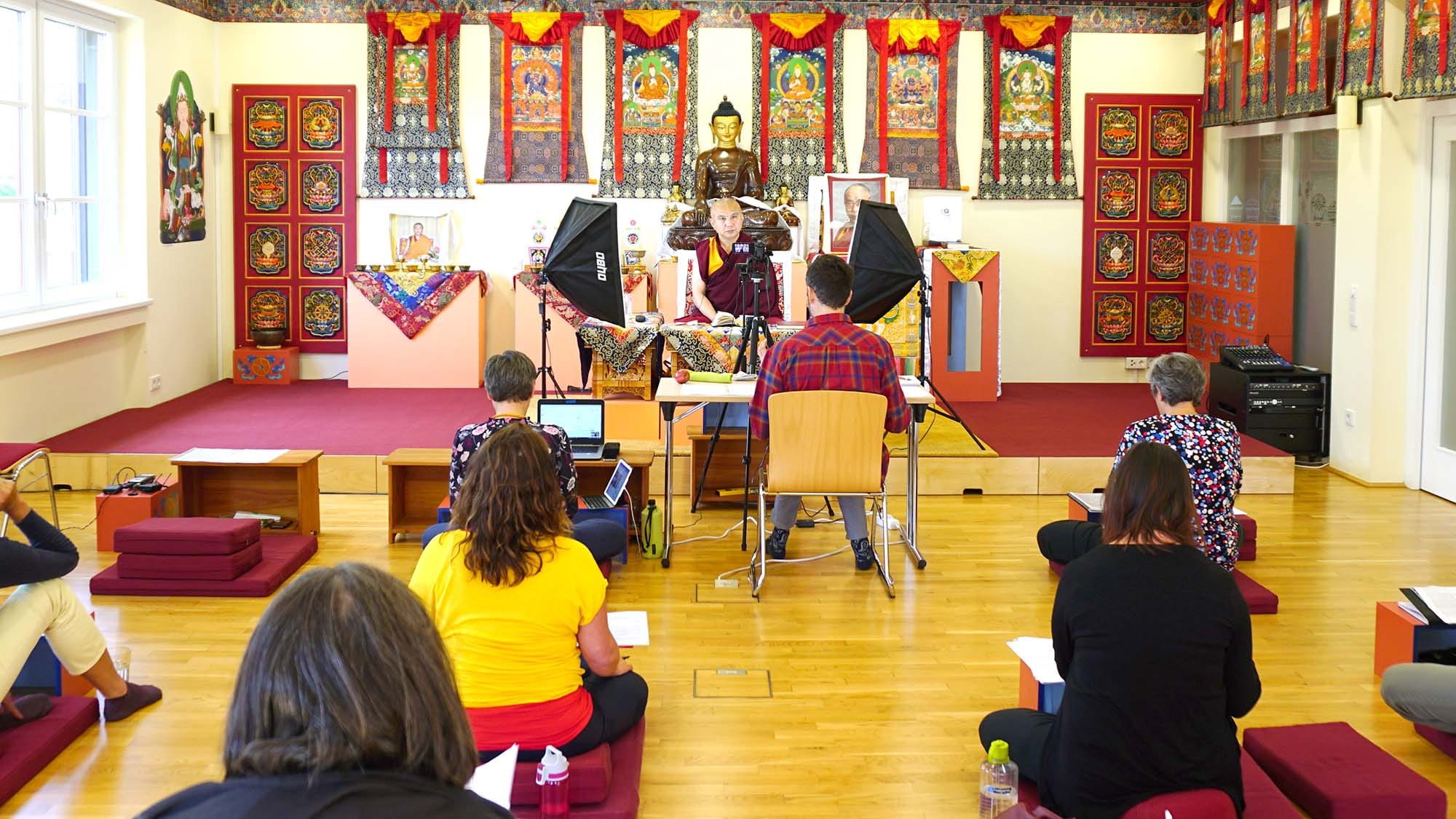 Onlinekurse am Tibetzentrum Onlinekurse am Tibetzentrum